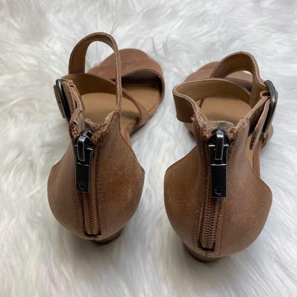 Lucky Brand Shoes. - Picture 4 of 7